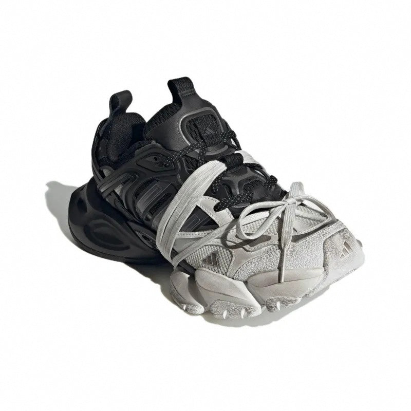 XLG Runner Deluxe Grey Black Low Running Sneakers