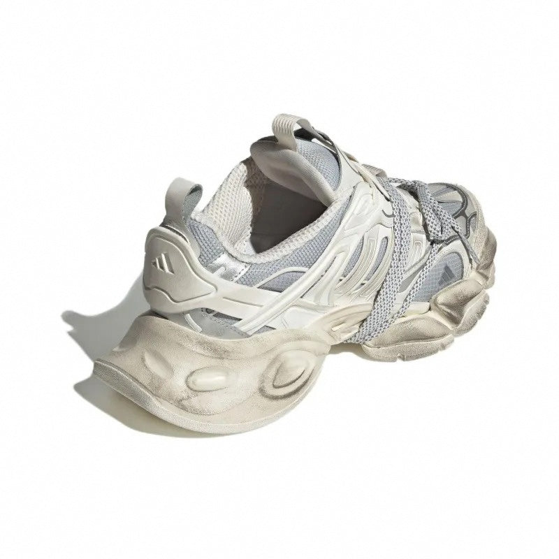 XLG Runner Deluxe White Silver Performance Sneakers