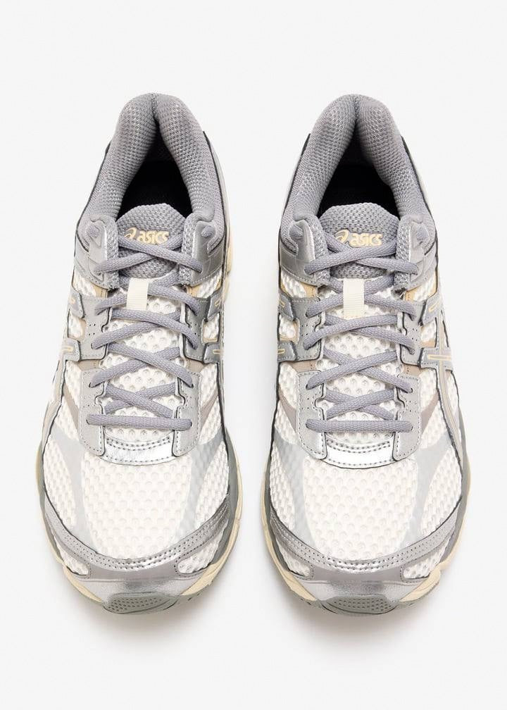 Beige FLUIDRIDE FLYTEFOAM GEL Running Sneakers
